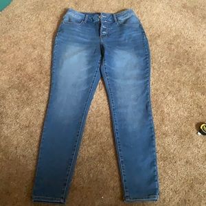 Women’s Maurices high waist button fly jeggings